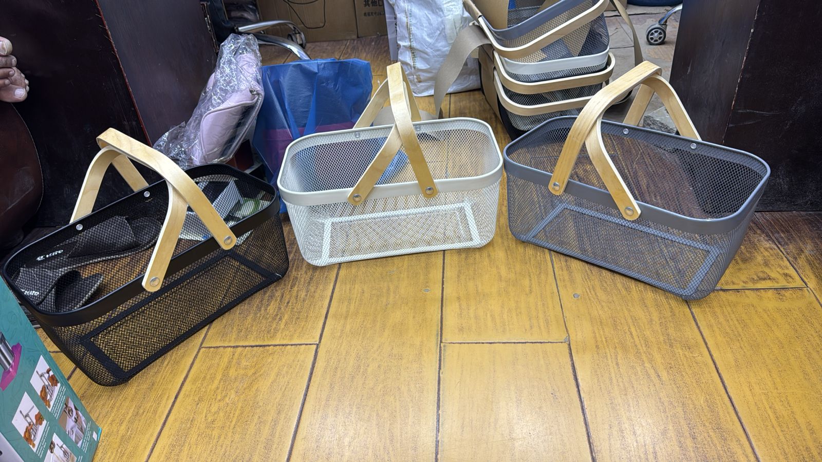 Vegetable / Fruit Mesh Basket With Wooden Handle